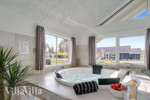 Nyd varmen i spaen i luksushus nr. 410 i Nordsjælland