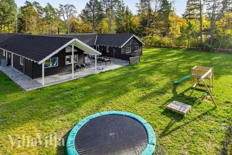 Dette skønne poolhus nr. 410 med plads til 20 personer ligger i Nordsjælland