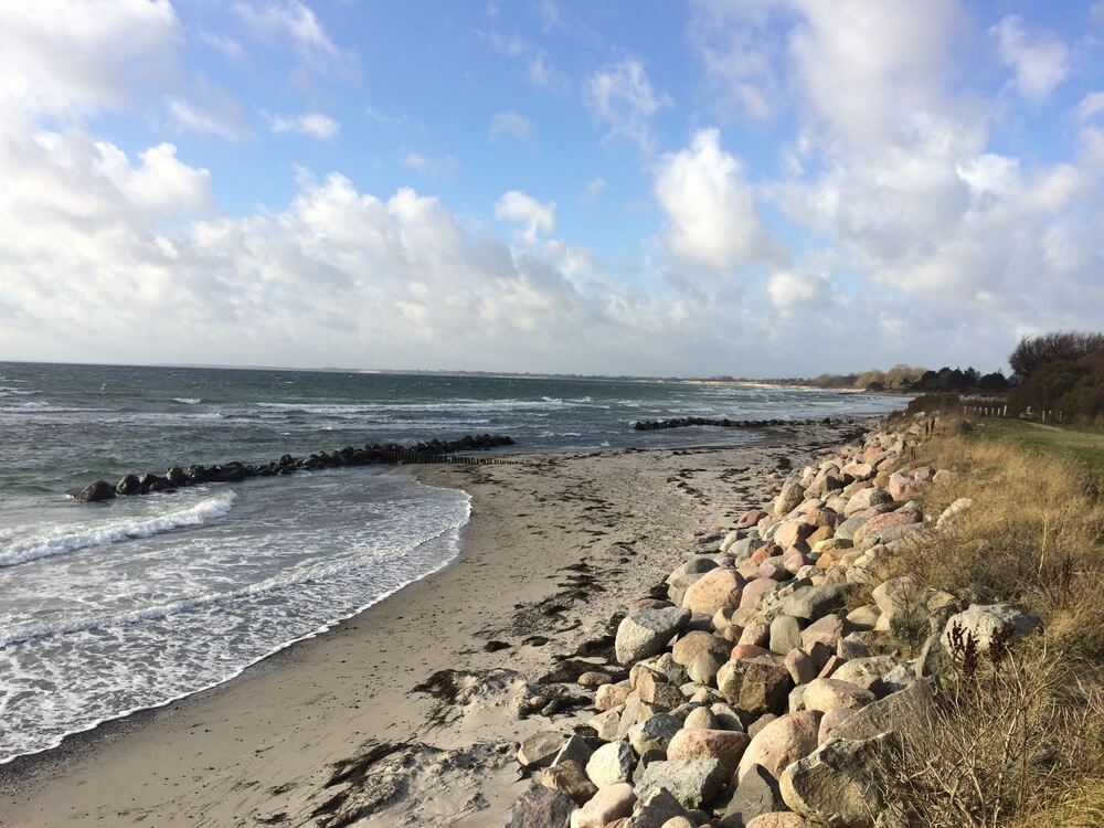 Stranden nær luksushus nr. 403.