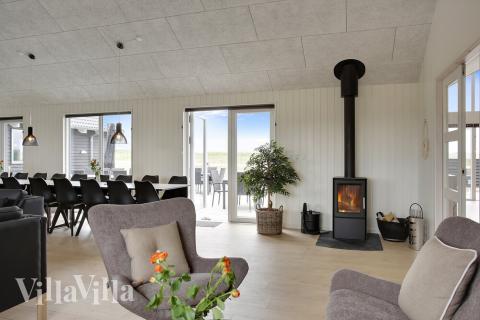 Opholdsrum med plads til 30 i luksushus nr. 430.