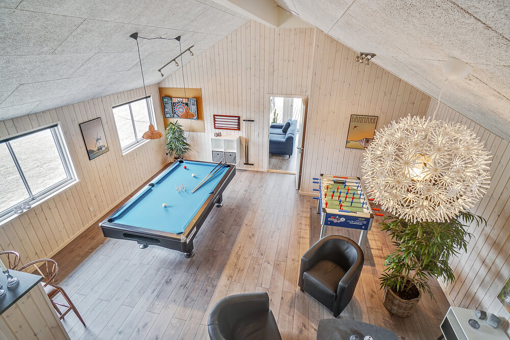 Ud over de mange timer, man kan bruge i husets pool-afdeling, så byder luksushus 426 også på billard/bordtennis og dart