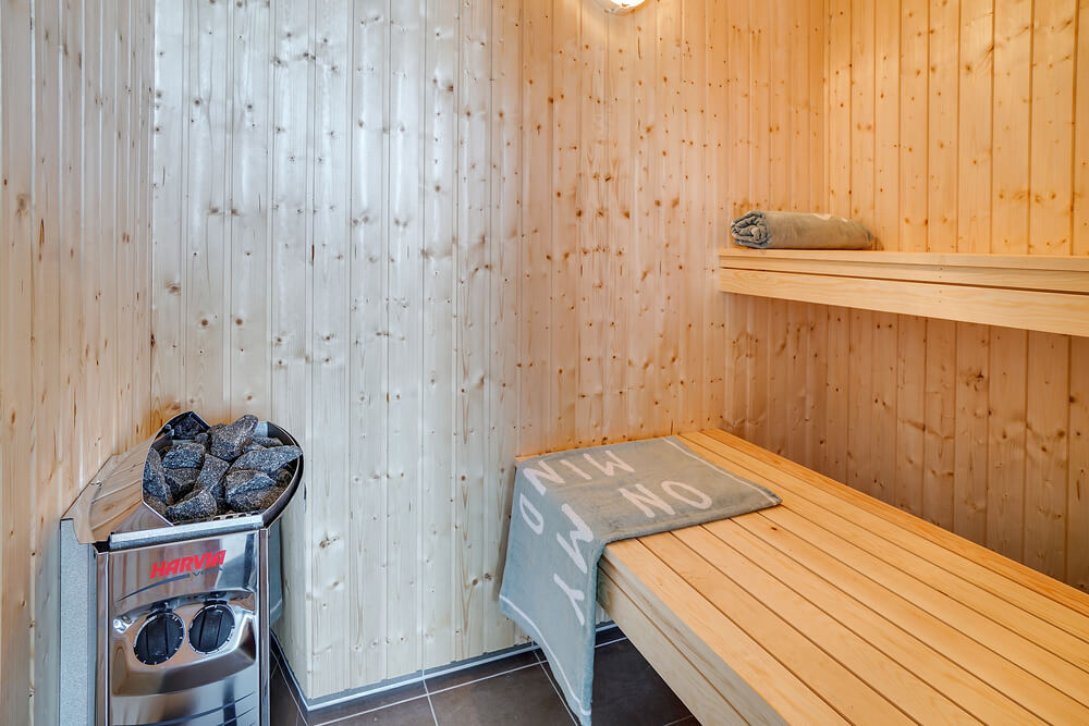 Nyd varmen i saunaen i luksushus nr. 717 til 16 personer
