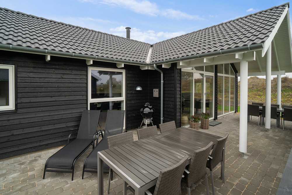 Luksushus nr. 723 har en dejlig terrasse med gode havemøbler til 10 personer.