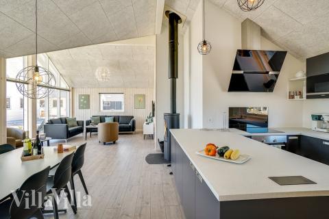 Opholdsrum med plads til 10 i luksushus nr. 722.