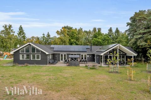 Dette skønne poolhus nr. 438 med plads til 30 personer ligger i Nordsjælland