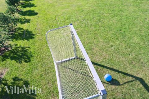 Stort udvalg af udendørs aktiviteter ved luksushus nr. 439 i Nordjylland.