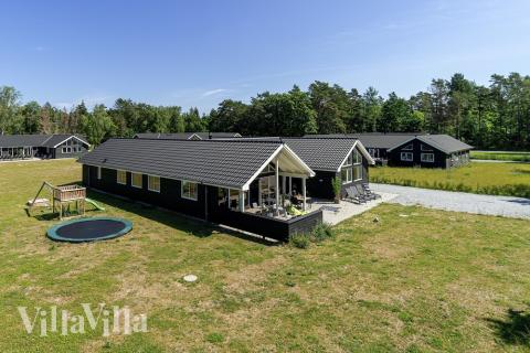 Dette skønne poolhus nr. 435 med plads til 18 personer ligger i Nordsjælland