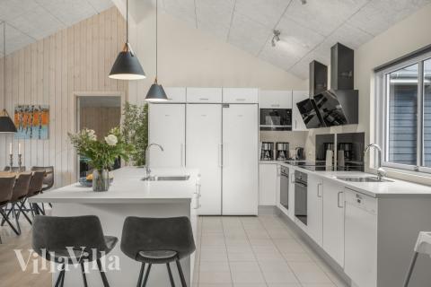 Køkkenet i luksushus nr. 440 er godt indrettet.