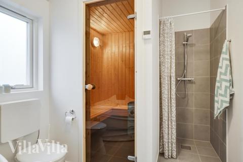 Ét af badeværelserne i luksushus nr. 725