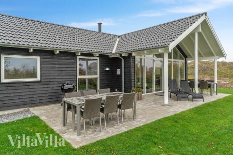 Luksushus nr. 725 har en dejlig terrasse med gode havemøbler til 10 personer.