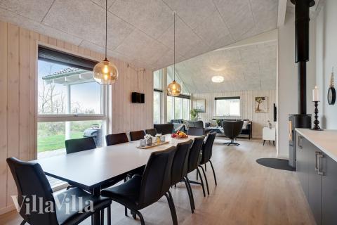 Opholdsrum med plads til 10 i luksushus nr. 724.