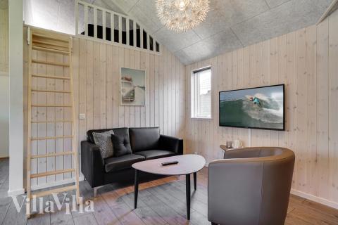 Aktivitetsrum i luksushus nr. 720 med 7 soveværelser og plads til 18 personer.