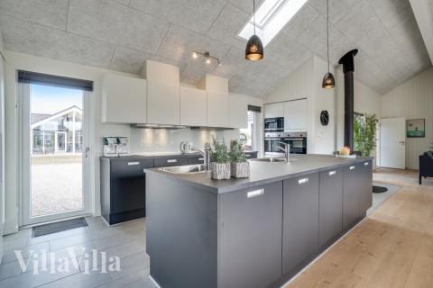 Køkkenet i luksushus nr. 441 er godt indrettet.