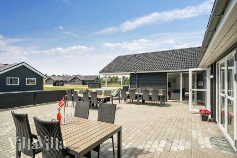Nyd en grillaften på terrassen i luksushus nr. 441 i Østjylland