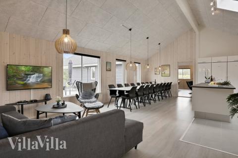 Det store lyse opholdrum i luksushus nr. 432 til 20.