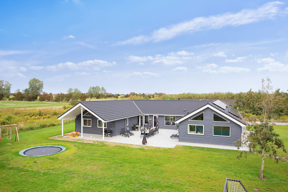 Flot sommerhus nr. 432 med god plads til op til 20 personer