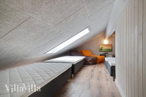 Nogle af de 18 sovepladser findes på hemsen i luksushus nr. 437