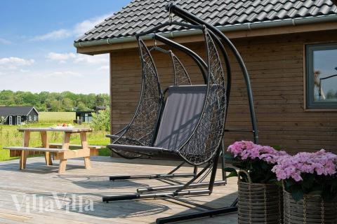 Luksushus nr. 444 har en dejlig terrasse med gode havemøbler til 12 personer.