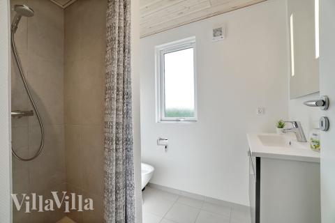 Ét af badeværelserne i luksushus nr. 453