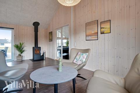 Opholdsrum med plads til 30 i luksushus nr. 454.