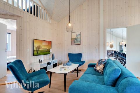 Aktivitetsrum i luksushus nr. 455 med 8 soveværelser og plads til 20 personer.