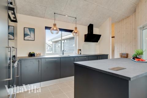 Køkkenet i luksushus nr. 456 er godt indrettet.