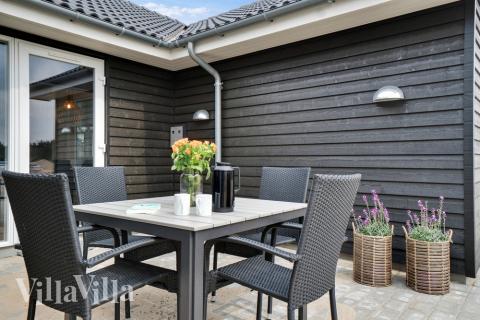 Stor terrasse ved luksushus nr. 456 i Vestjylland.