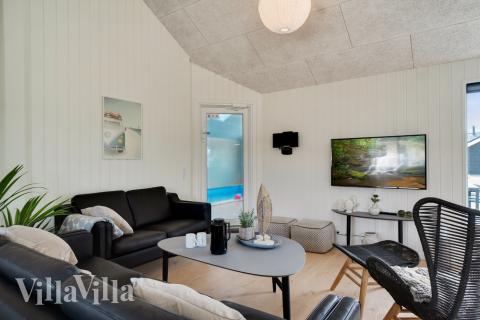 Det store lyse opholdrum i luksushus nr. 457 til 20.