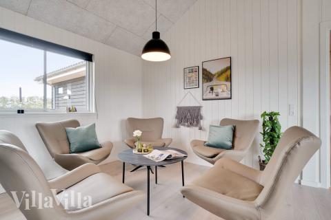 Opholdsrum med plads til 30 i luksushus nr. 467.