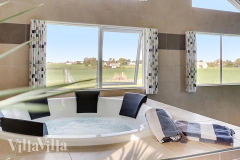 Nyd varmen i spaen i luksushus nr. 447 i Lolland/Falster/Møn