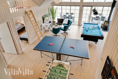 Ud over de mange timer, man kan bruge i husets pool-afdeling, så byder luksushus 465 også på billard/bordtennis og dart