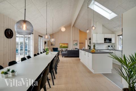 Opholdsrum med plads til 20 i luksushus nr. 465.