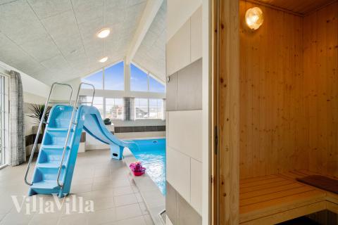 Nyd varmen i saunaen i luksushus nr. 465 til 20 personer