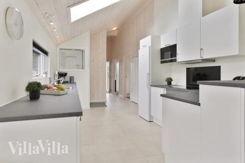 Velindrettet køkken i luksushus nr. 452 i Lolland/Falster/Møn.