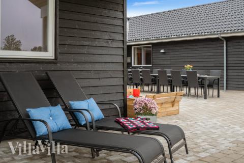 Nyd en grillaften på terrassen i luksushus nr. 474 i Østjylland