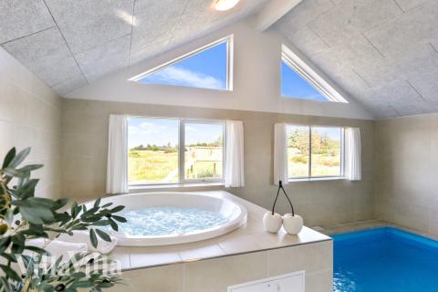 Nyd varmen i spaen i luksushus nr. 476 i Nordjylland