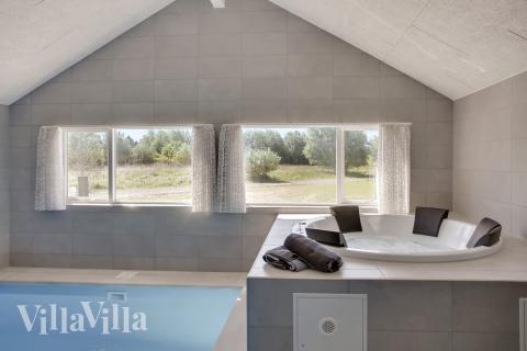 Nyd varmen i spaen i luksushus nr. 459 i Lolland/Falster/Møn