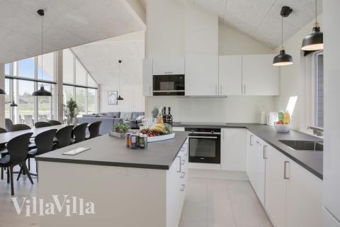 Køkkenet i luksushus nr. 459 er godt indrettet.