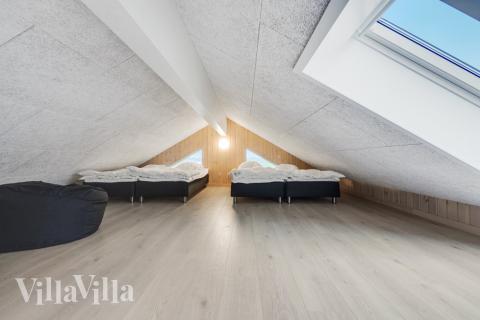 Den store hems i luksushus nr. 468 til 20 personer