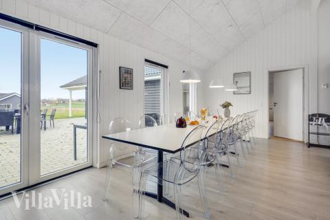 Opholdsrum med plads til 20 i luksushus nr. 468.