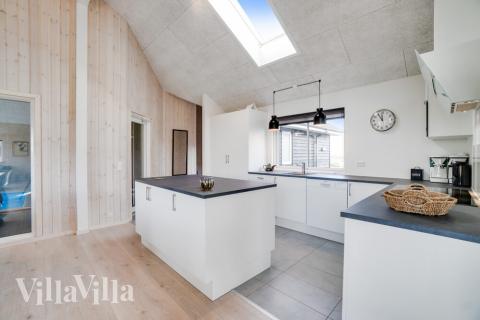 Køkkenet i luksushus nr. 478 er godt indrettet.