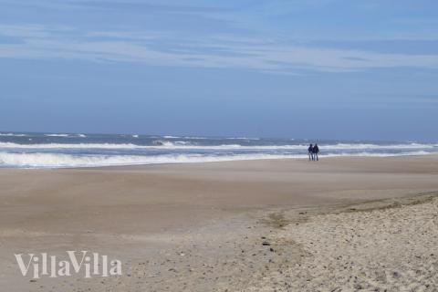 Den dejlige strand nær luksushus 477 ved Vestjylland.
