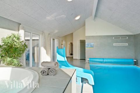 Nyd varmen i spaen i luksushus nr. 479 i Østjylland