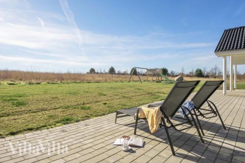 Nyd en grillaften på terrassen i luksushus nr. 479 i Østjylland