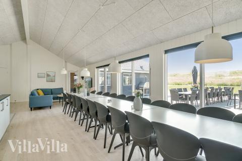 Opholdsrum med plads til 24 i luksushus nr. 480.