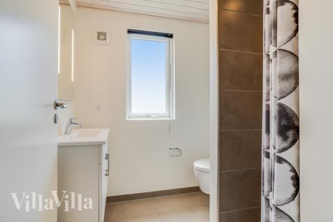 Ét af badeværelserne i luksushus nr. 475