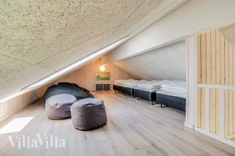 Nogle af de 18 sovepladser findes på hemsen i luksushus nr. 475