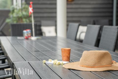 Stor terrasse ved luksushus nr. 484 i Vestjylland.