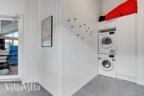 Den rummelige entre i luksushus nr. 486 i Vestjylland