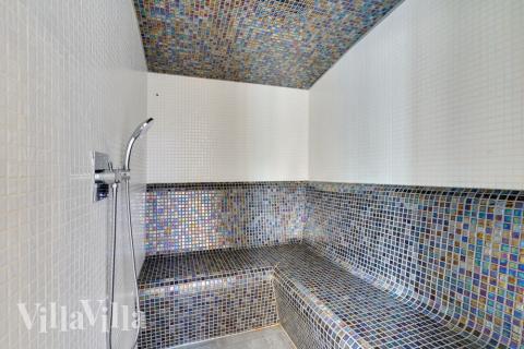 Luksushus nr. 486 er blandt andet udstyrret med en dejlig sauna.